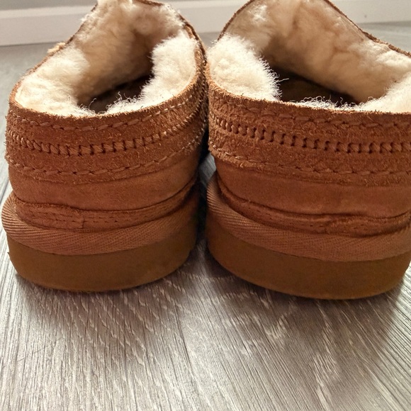 UGG Men’s Neumel Slip on Shoes - Picture 10 of 14